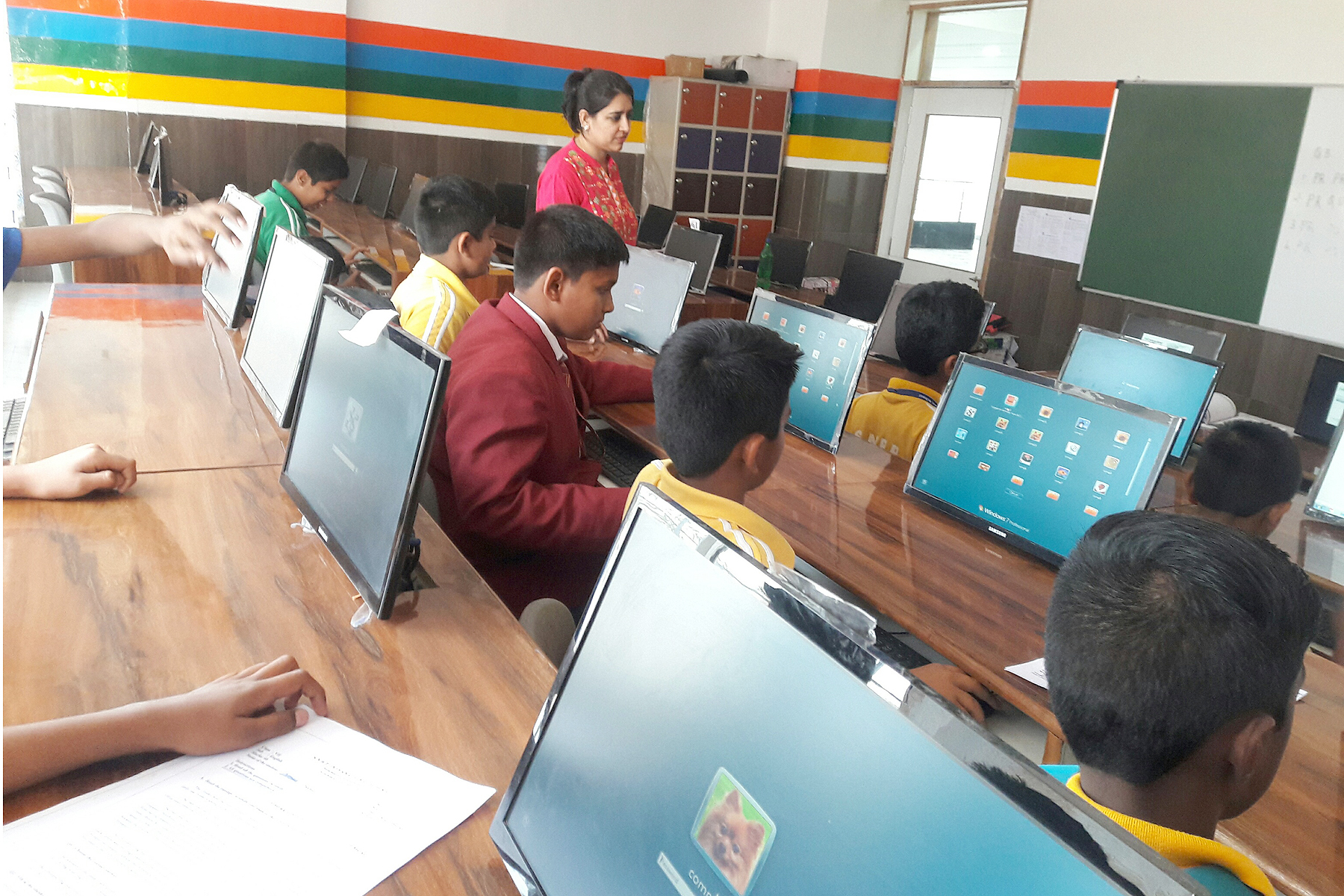 COMPUTER LAB